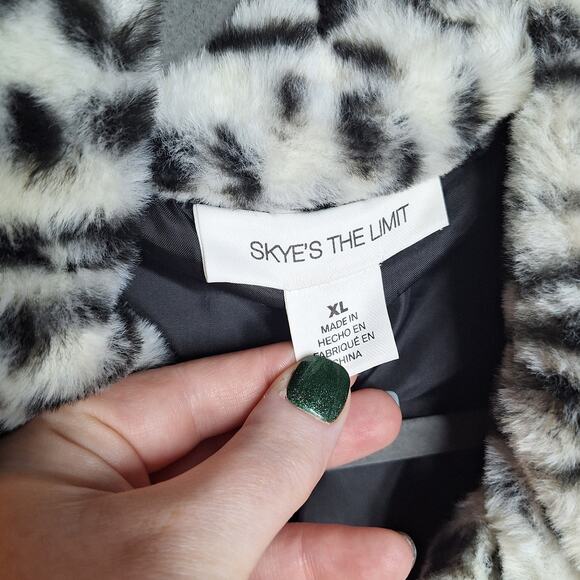 Skye's The Limit NEW Women's Faux Fur Leopard Print Jacket soft cozy warm XL - Picture 5 of 6